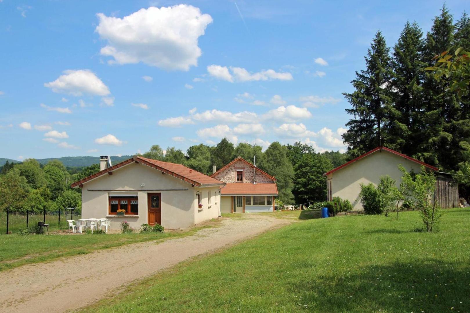 Au Bon Accueil Villa Peyrat-le-Château Екстериор снимка